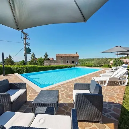 Ciano Hébergement de vacances